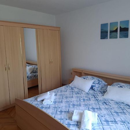 Apartment Robo Omiš Kültér fotó