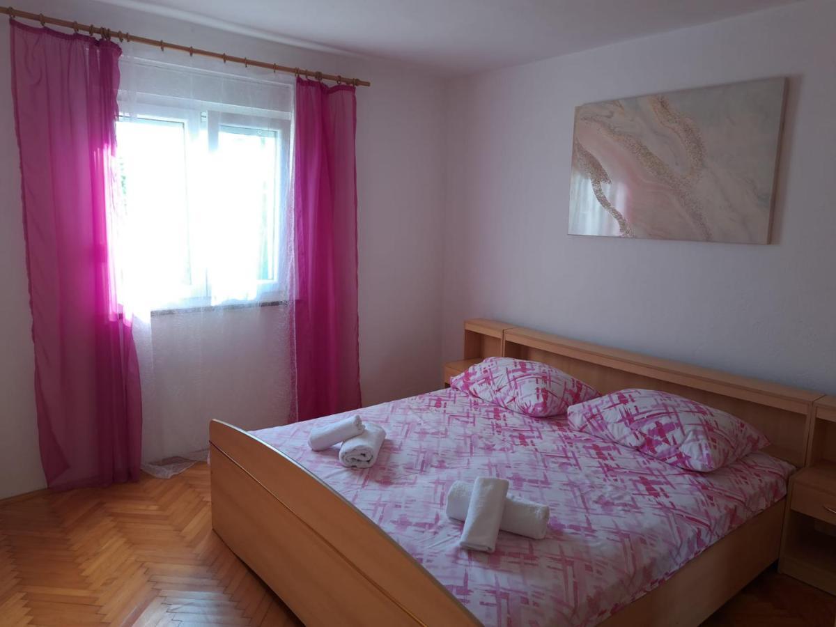 Apartment Robo Omiš Kültér fotó